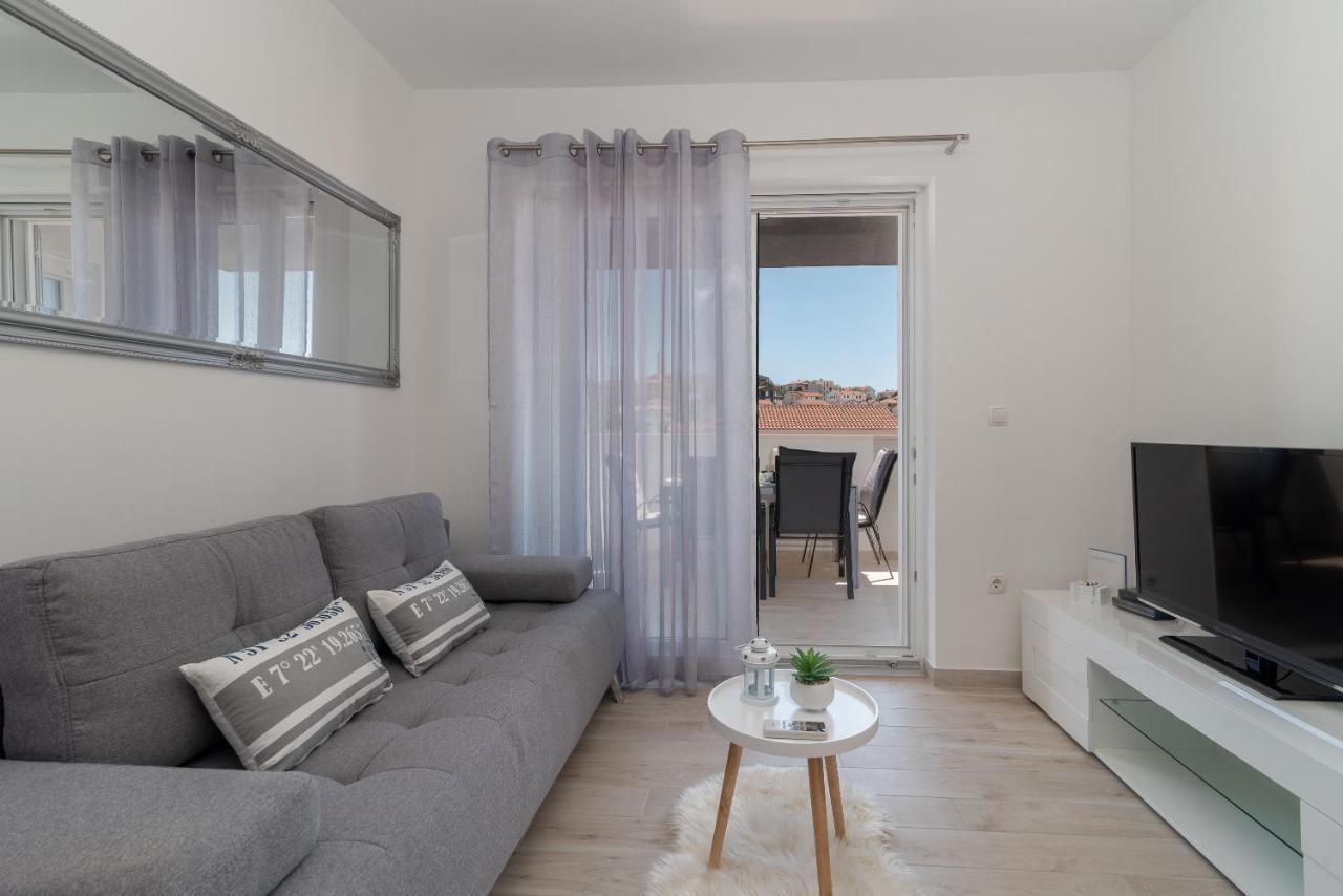 Toma Apartment Seget Vranjica