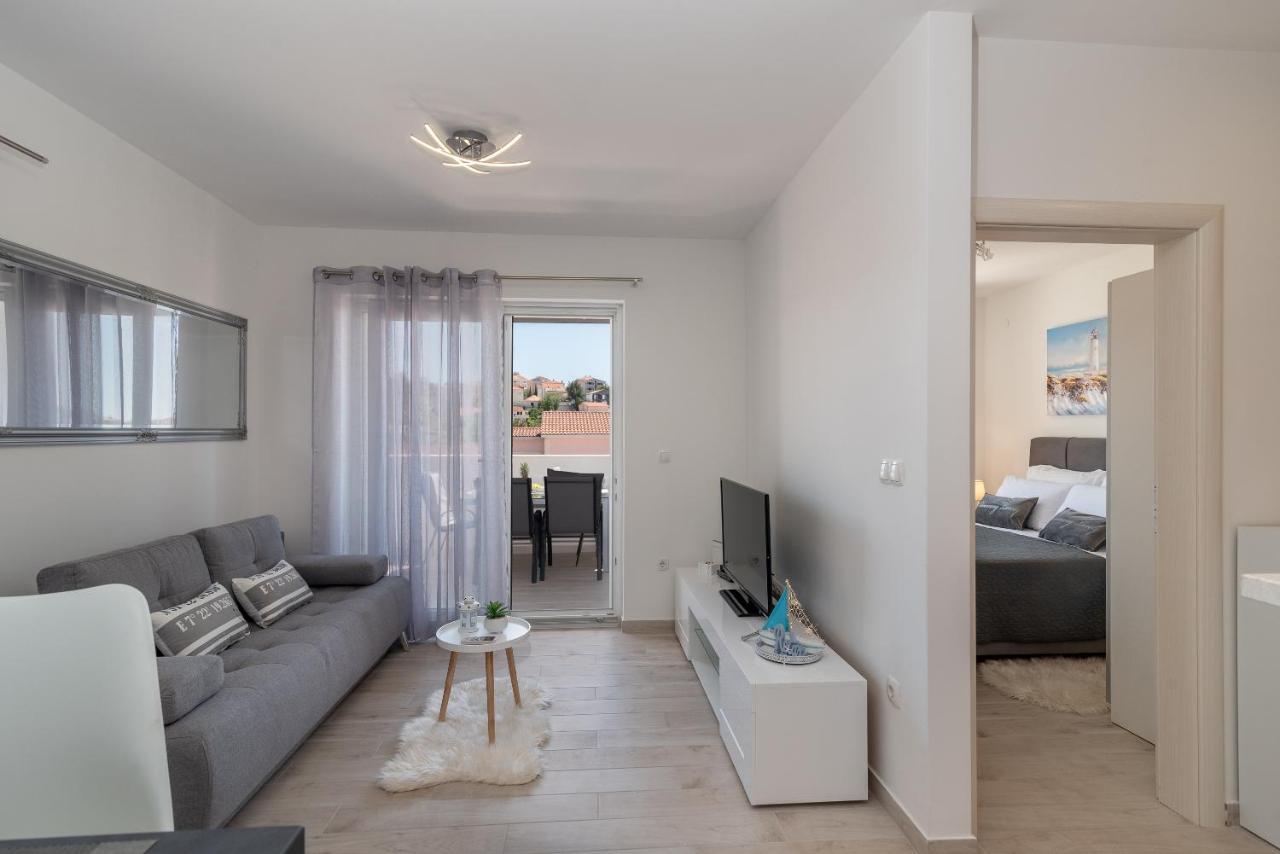 Toma Apartment *
