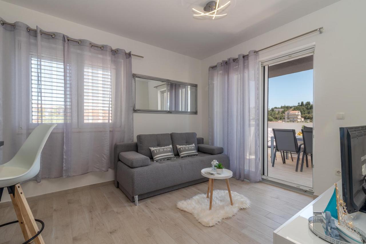 Apartment Toma *