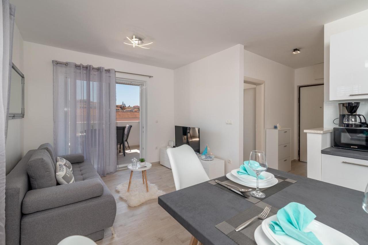 Apartment Toma *
