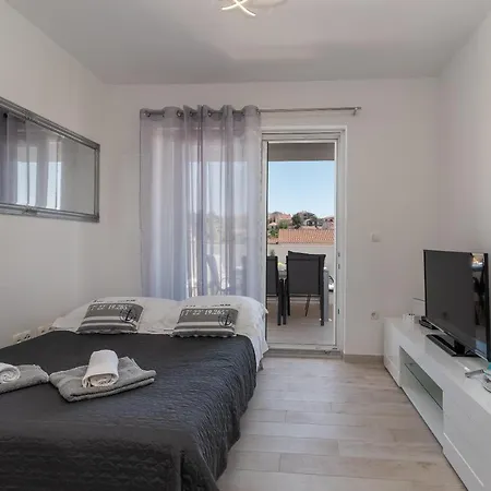 Apartment Toma Seget Vranjica Exterior photo